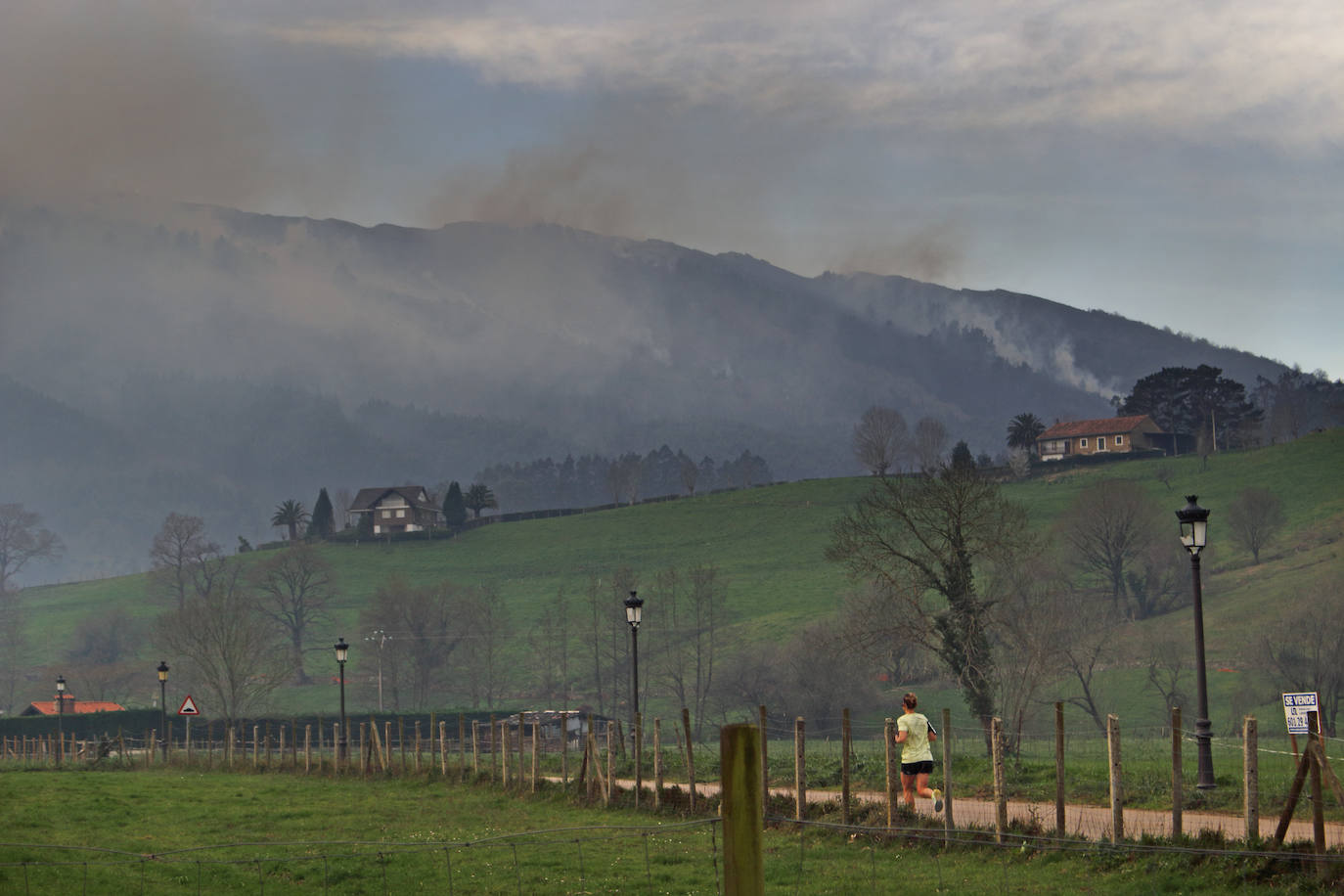 Fotos: Cantabria tiene una treintena de incendios activos