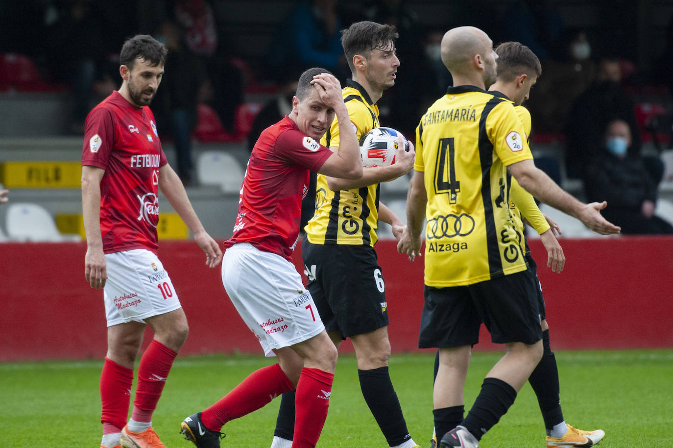 Imágenes del partido Laredo-Portugalete