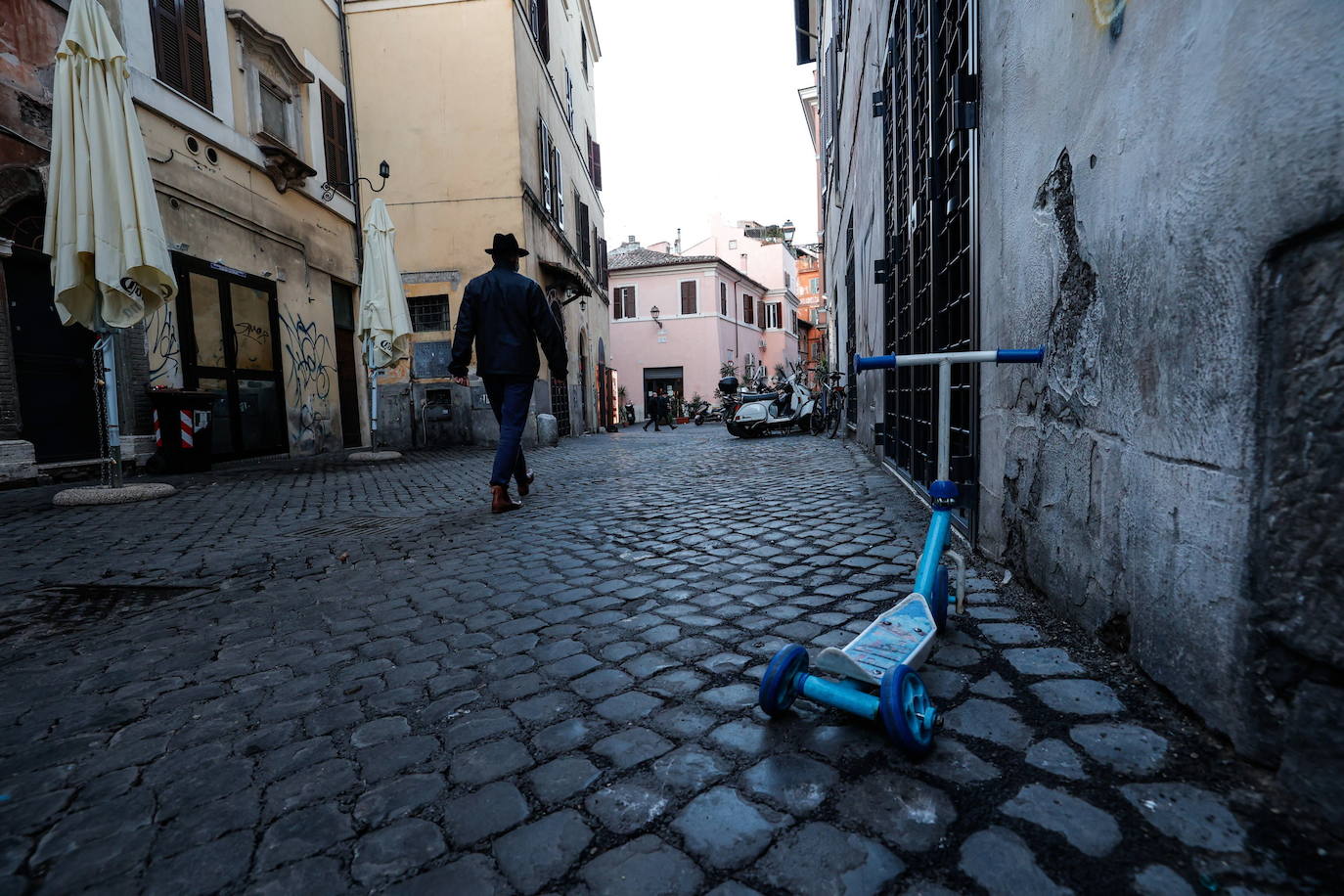 Fotos: Roma, desértica a las puertas de la Semana Santa