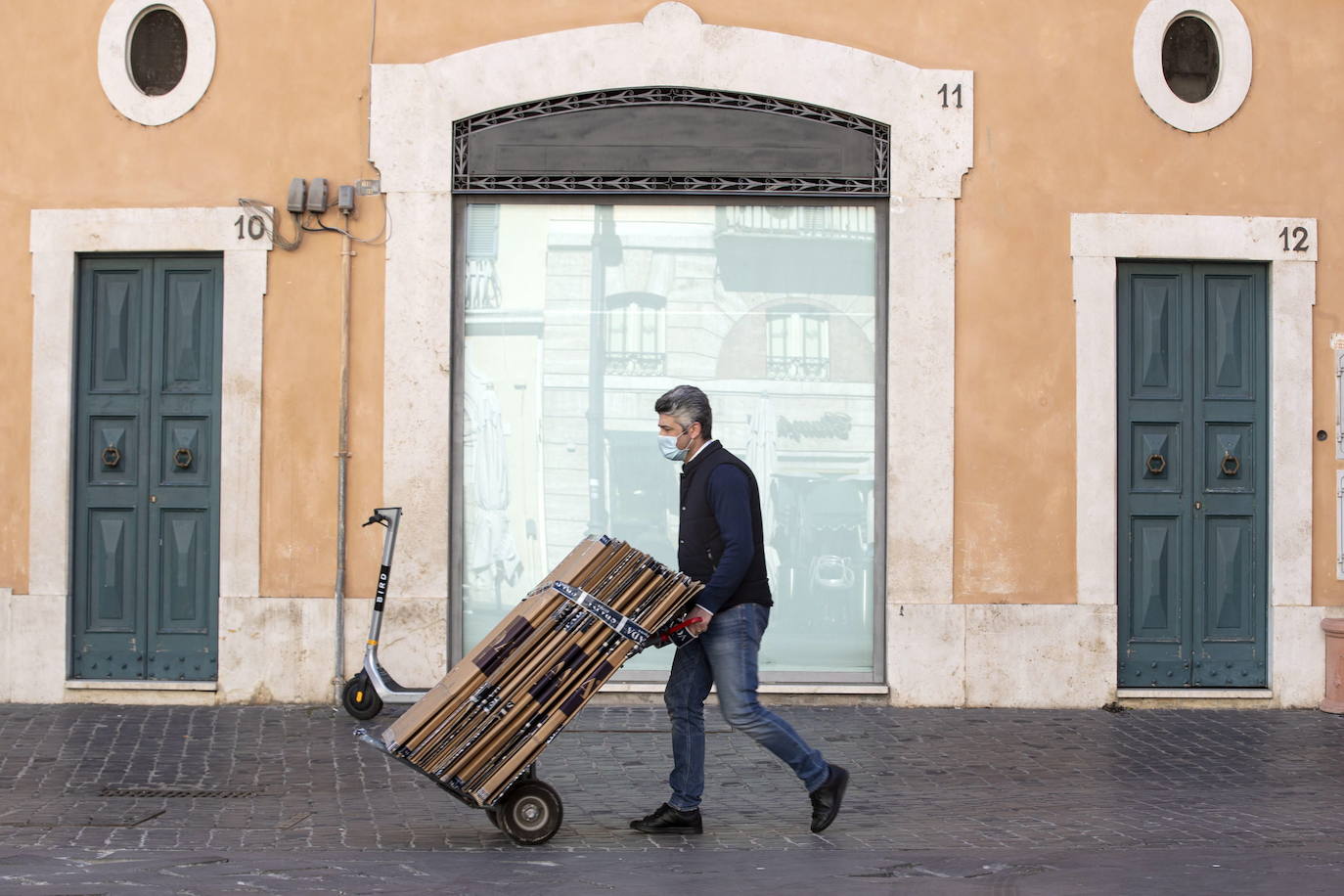 Fotos: Roma, desértica a las puertas de la Semana Santa