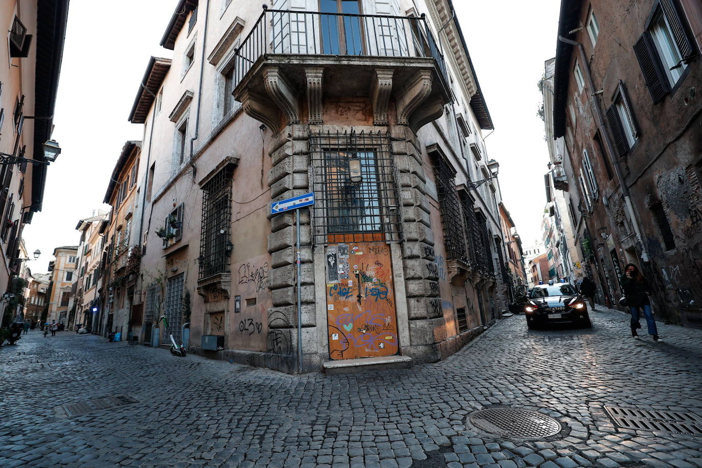 Fotos: Roma, desértica a las puertas de la Semana Santa