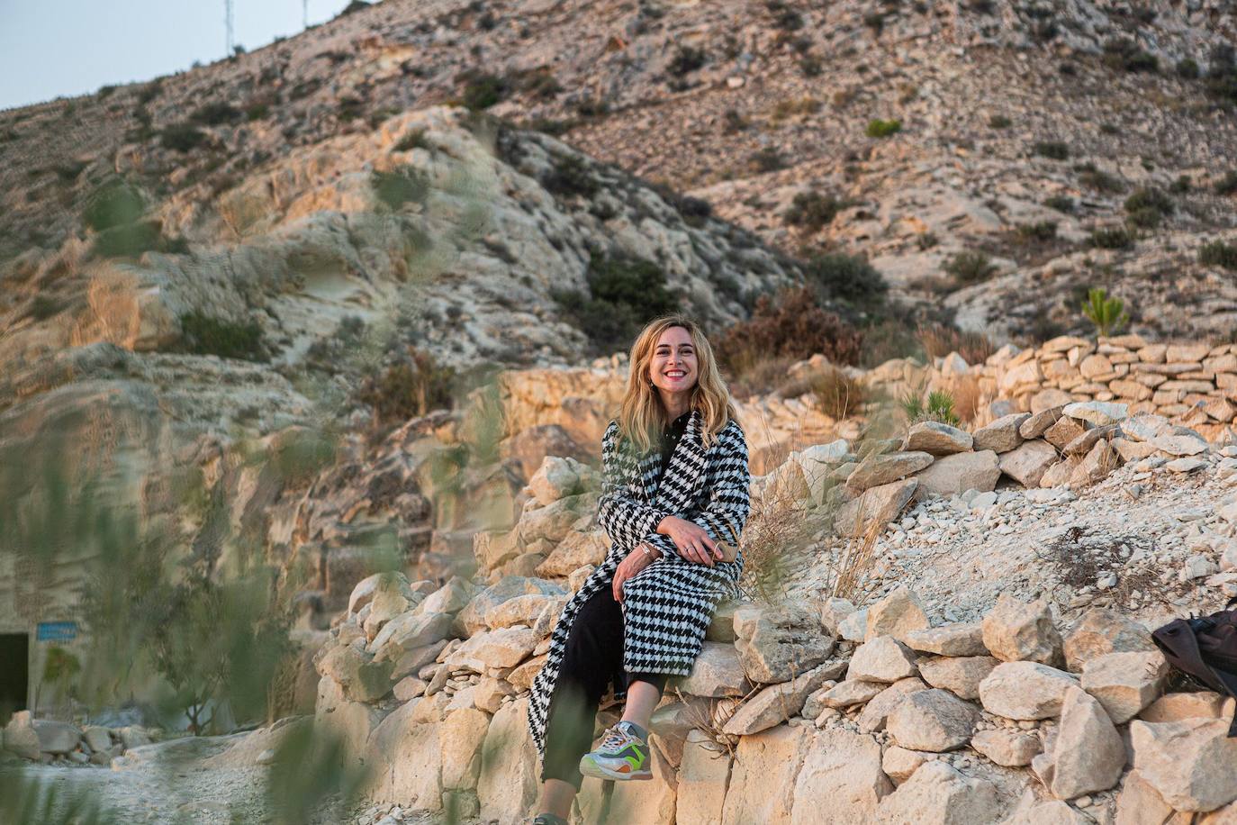 Marta Hazas y Xosé Touriñán «descubrirán los lugares más extraños, increíbles y sorprendentes de nuestra geografía».