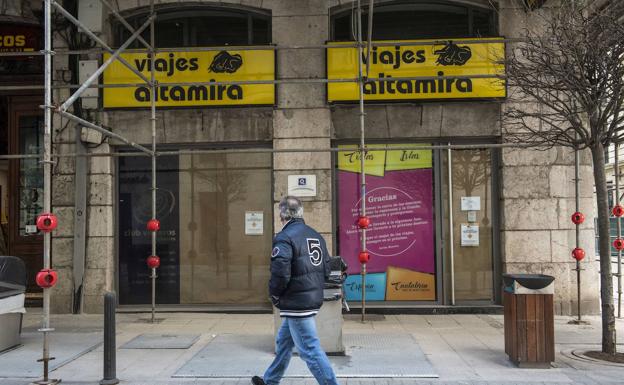 Viajes Altamira echó el cierre de su oficina de la calle Marcelino Sanz de Sautuola en marzo del año pasado. 