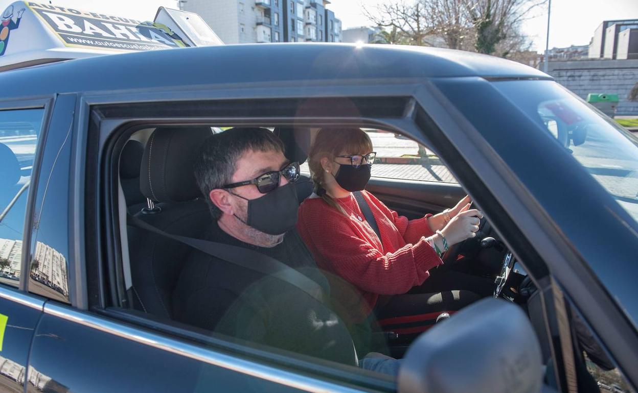Las autoescuelas se manifestarán el 9 de abril por la abultada lista de espera para el examen de conducir