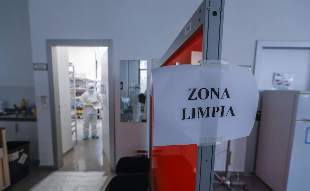 Instalaciones hospitalarias divididas por zonas.