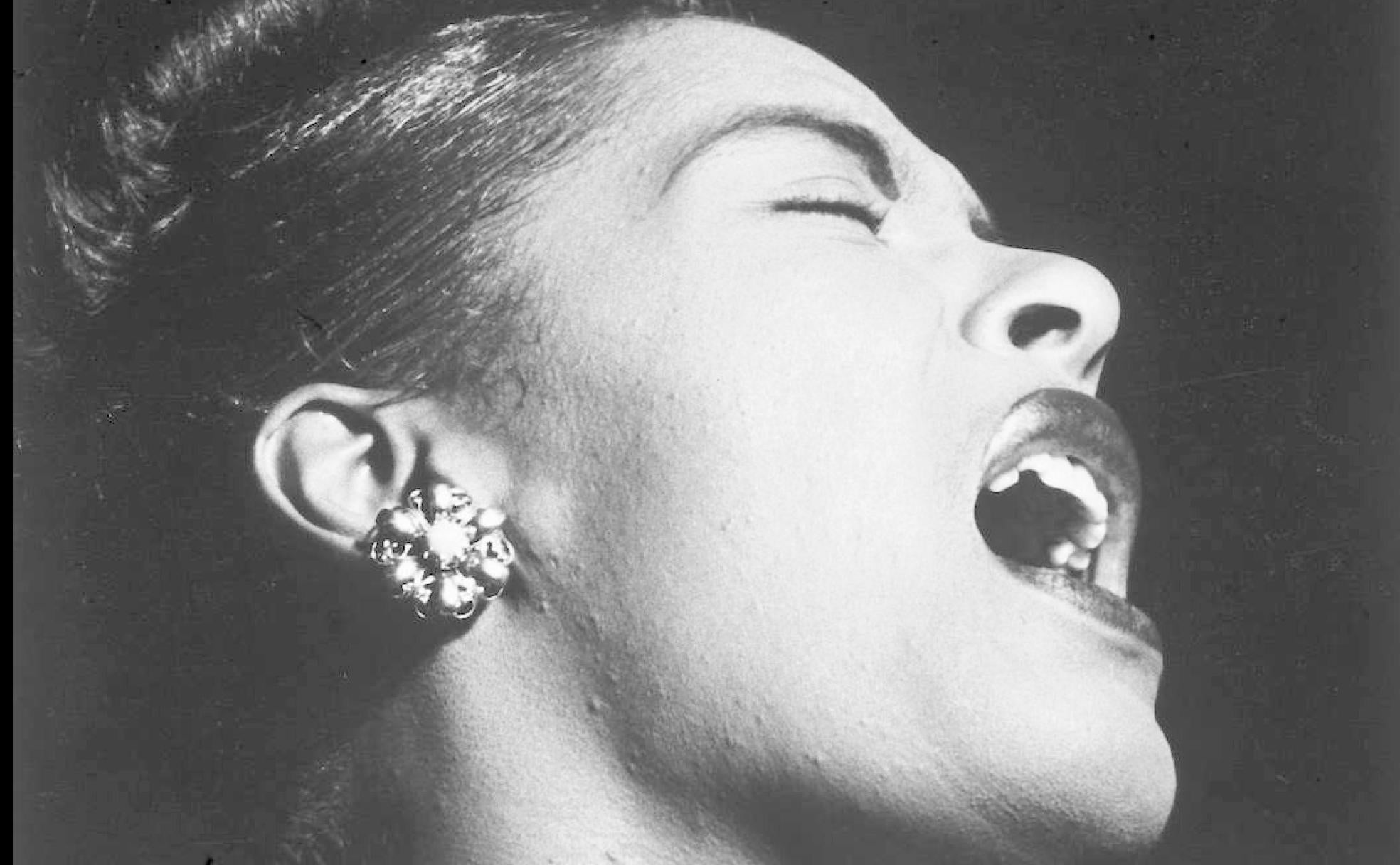 Billie Holiday en el Downbeat club de Nueva York.