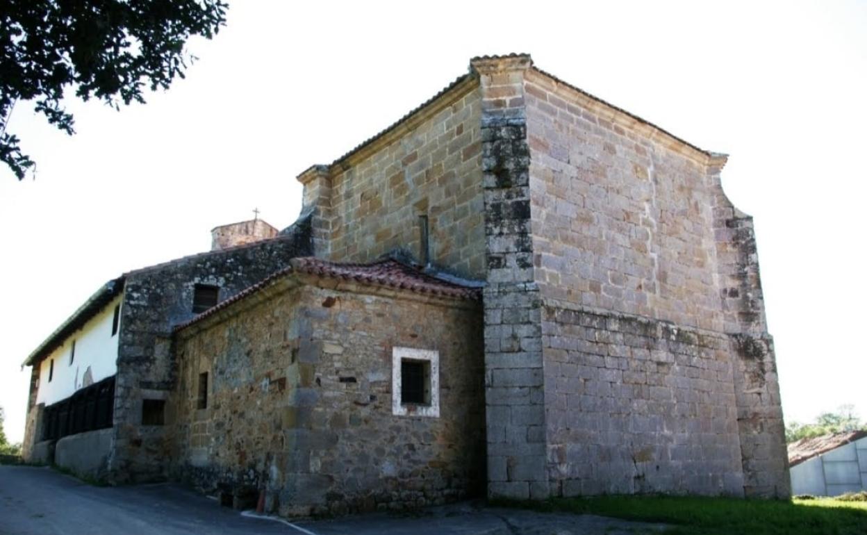 Parte trasera del templo, en el que se encuentra el espacio aledaño que se quiere acondicionar 