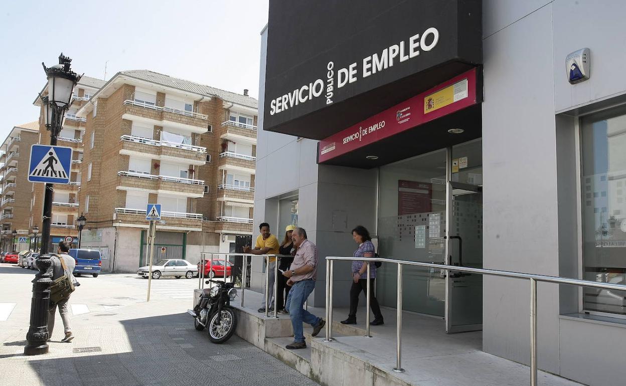 Oficina de Empleo de Torrelavega.