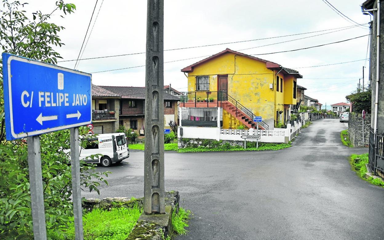 Una imagen de la calle Felipe Jayo tomada el pasado invierno, en el Alto Maliaño (Camargo). 