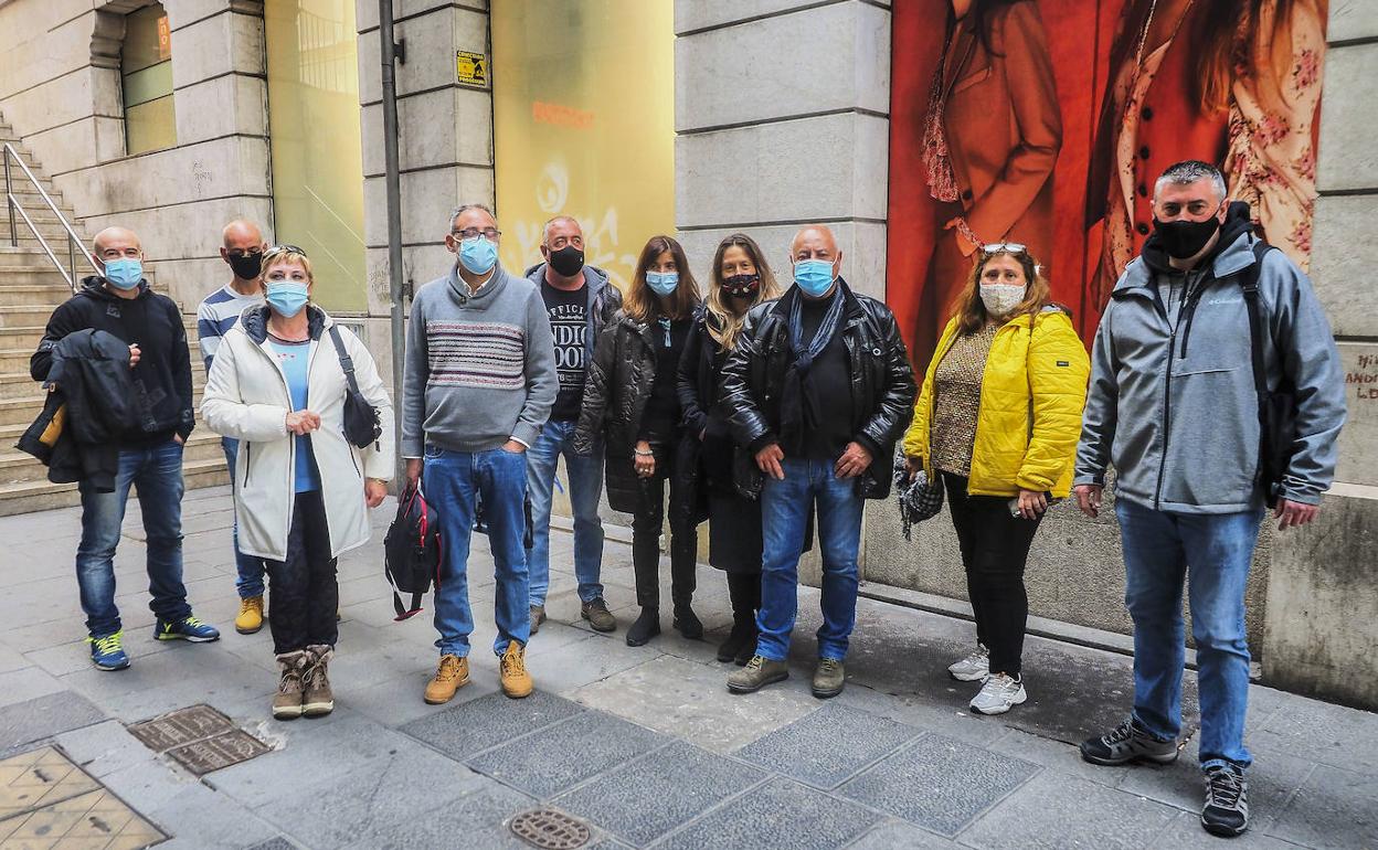 Los representantes de los trabajadores acudieron ayer de nuevo al Orecla. 