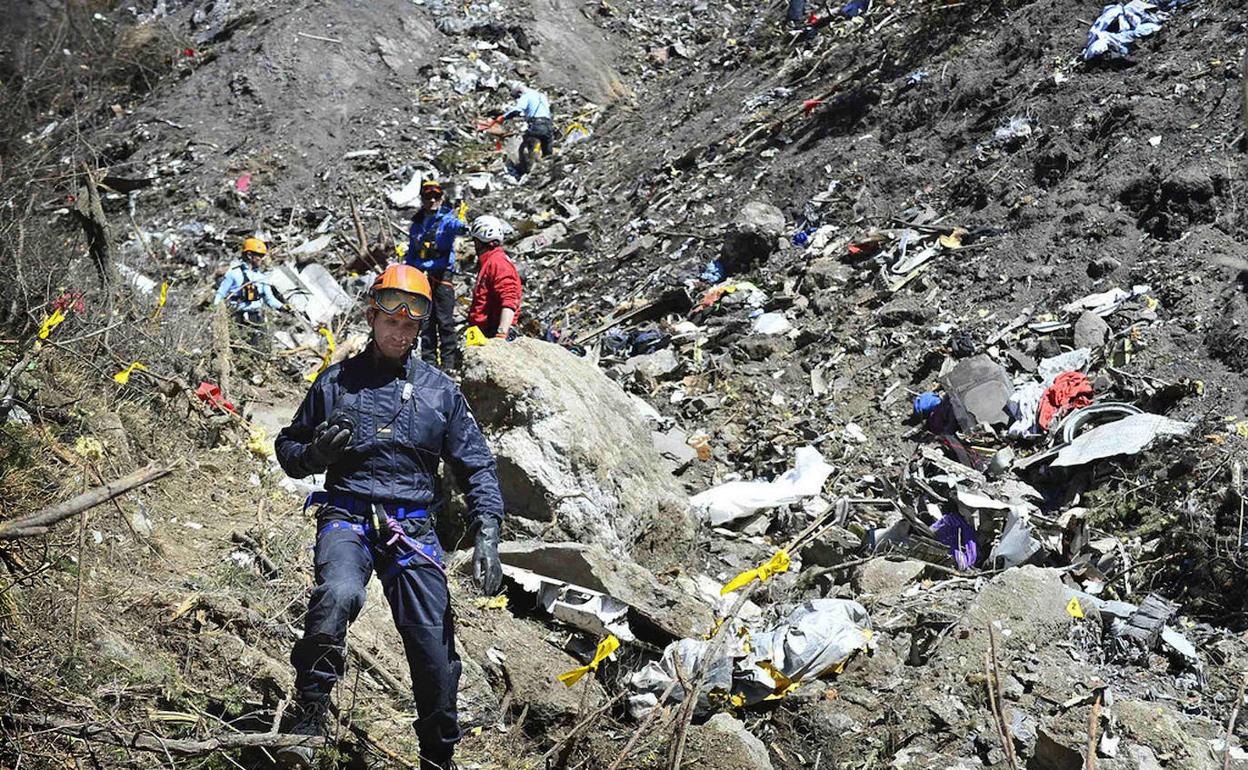 Aspecto donde cayó el Airbus A320 que el copiloto alemán Andreas Lubitz estrelló en los Alpes franceses. 