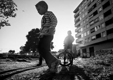 Imagen secundaria 1 - Las miradas de Mingo Venero sobre la pobreza infantil