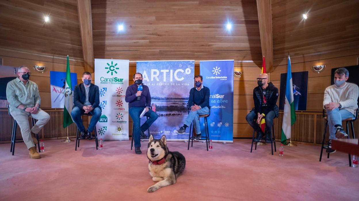 Presentación de 'Desafío Ártico' en Sierra Nevada. 