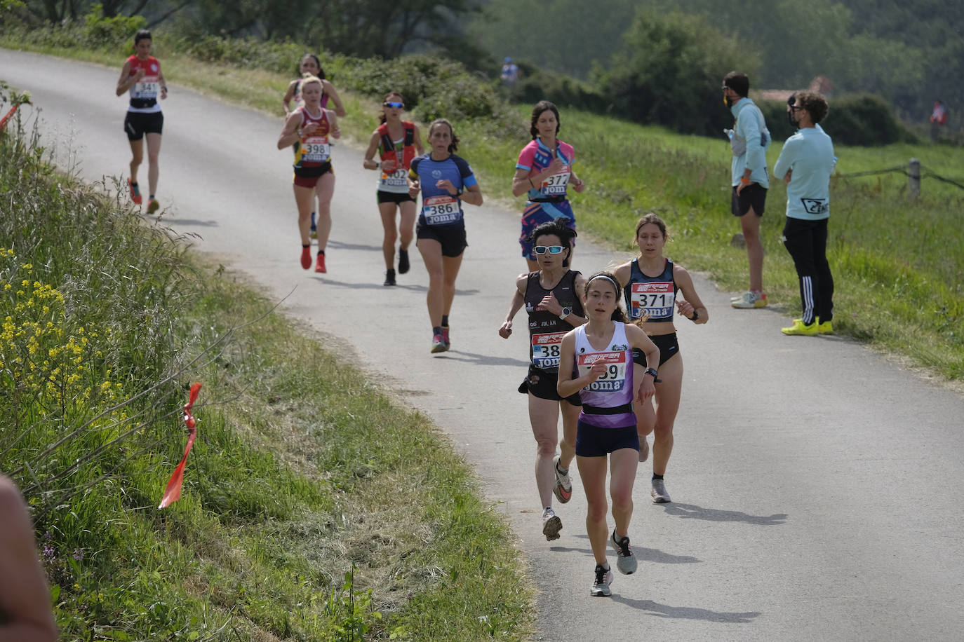 La corredora del Penedés vence en categoría absoluta femenina y se proclama campeona de España en el Trail Costa Quebrada