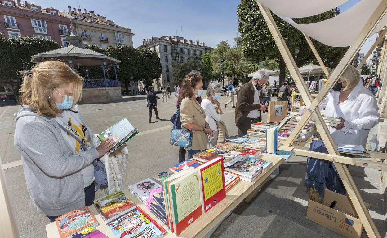 Libros y lectores, un rescate mutuo