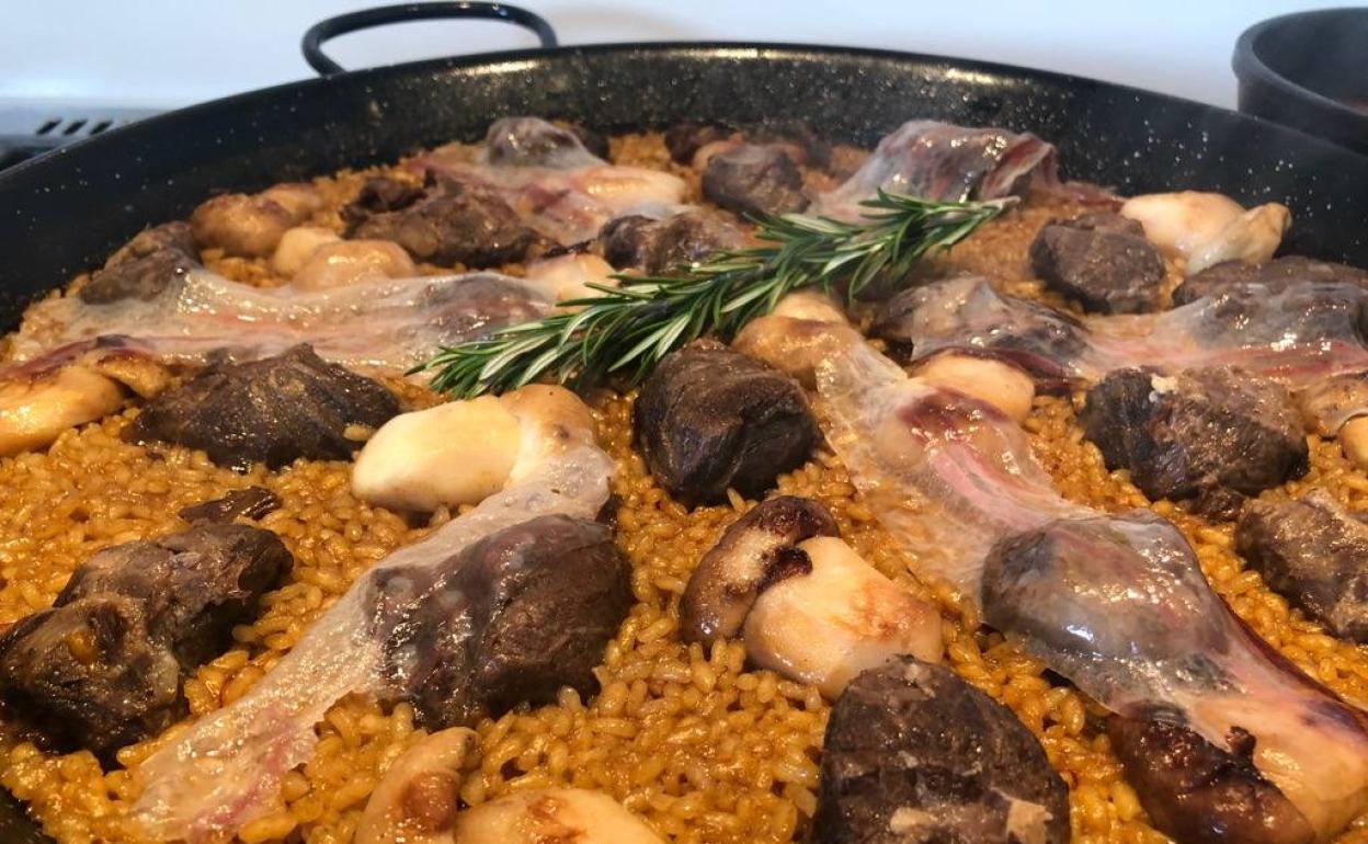 Arroz seco de carrilleras, papada ibérica y setas