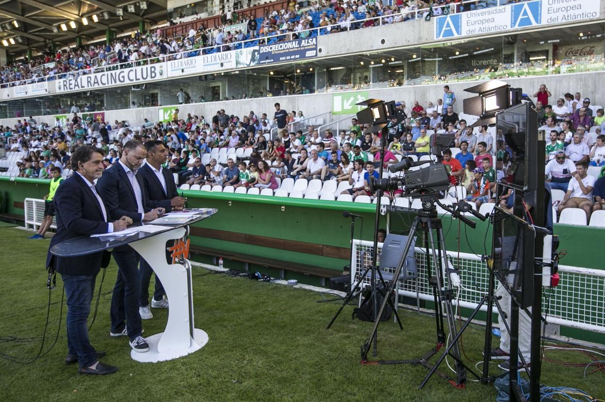 Cámaras en los Campos de Sport. Aunque los ingresos por televisión aumentarán, fuera de Primera y Segunda siguen siendo una partida muy reducida para los clubes, en especial para aquellos de las dimensiones que aún conserva el Racing.