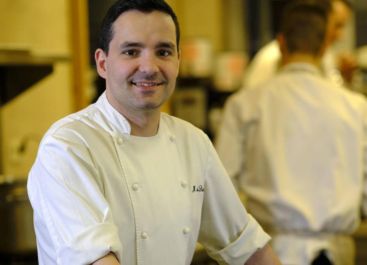 José Manuel de Dios, en la cocina de La Bien Aparecida