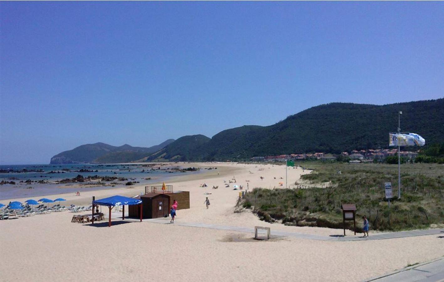 Playa de Trengandín, en Noja. Repite en el listado por la calidad de sus aguas.