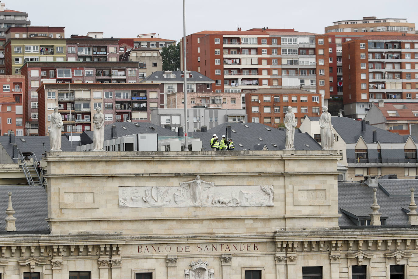 Comienza la próxima semana una fase que pone en marcha las diversas labores con el fin de abordar la estabilización de las fachadas y, posteriomente, del arco, mediante una gran estructura metálica exterior, a modo de andamio