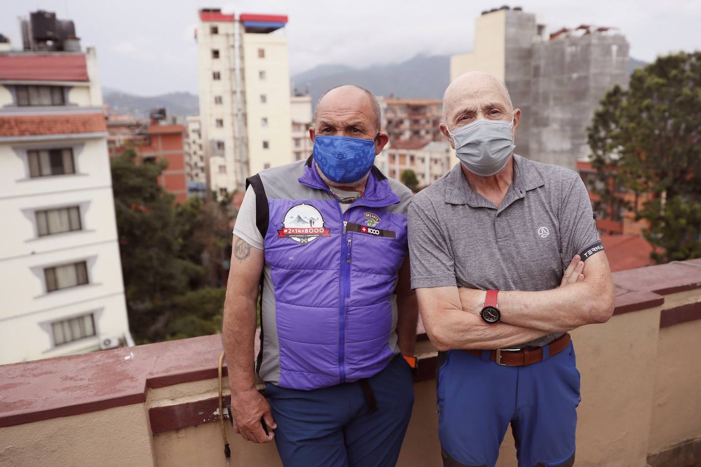 Más de medio centenar de montañeros y alpinistas españoles -entre ellos Juanito Oiarzabal, Carlos Soria y Alex Txikon- se preparan para regresar a España a bordo de un avión de Iberia