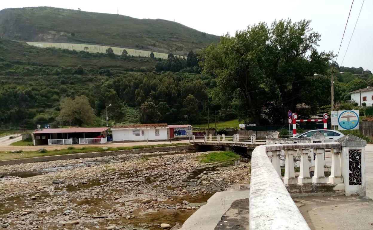 Desembocadura del río Cabrera en Dícido.