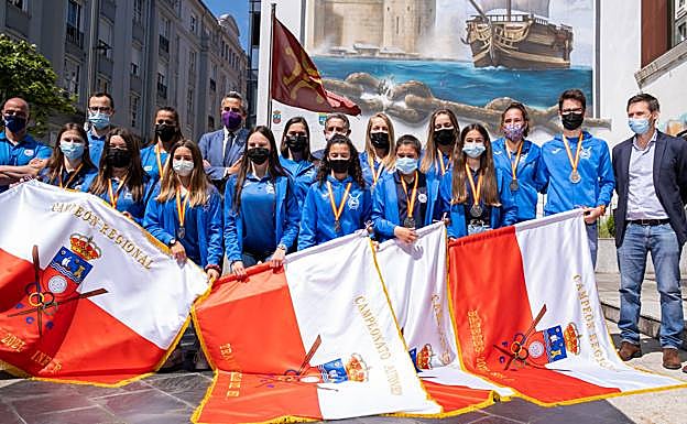 El Gobierno felicita a las remeras de Astillero, subcampeonas de España de bateles en categoría infantil y senior