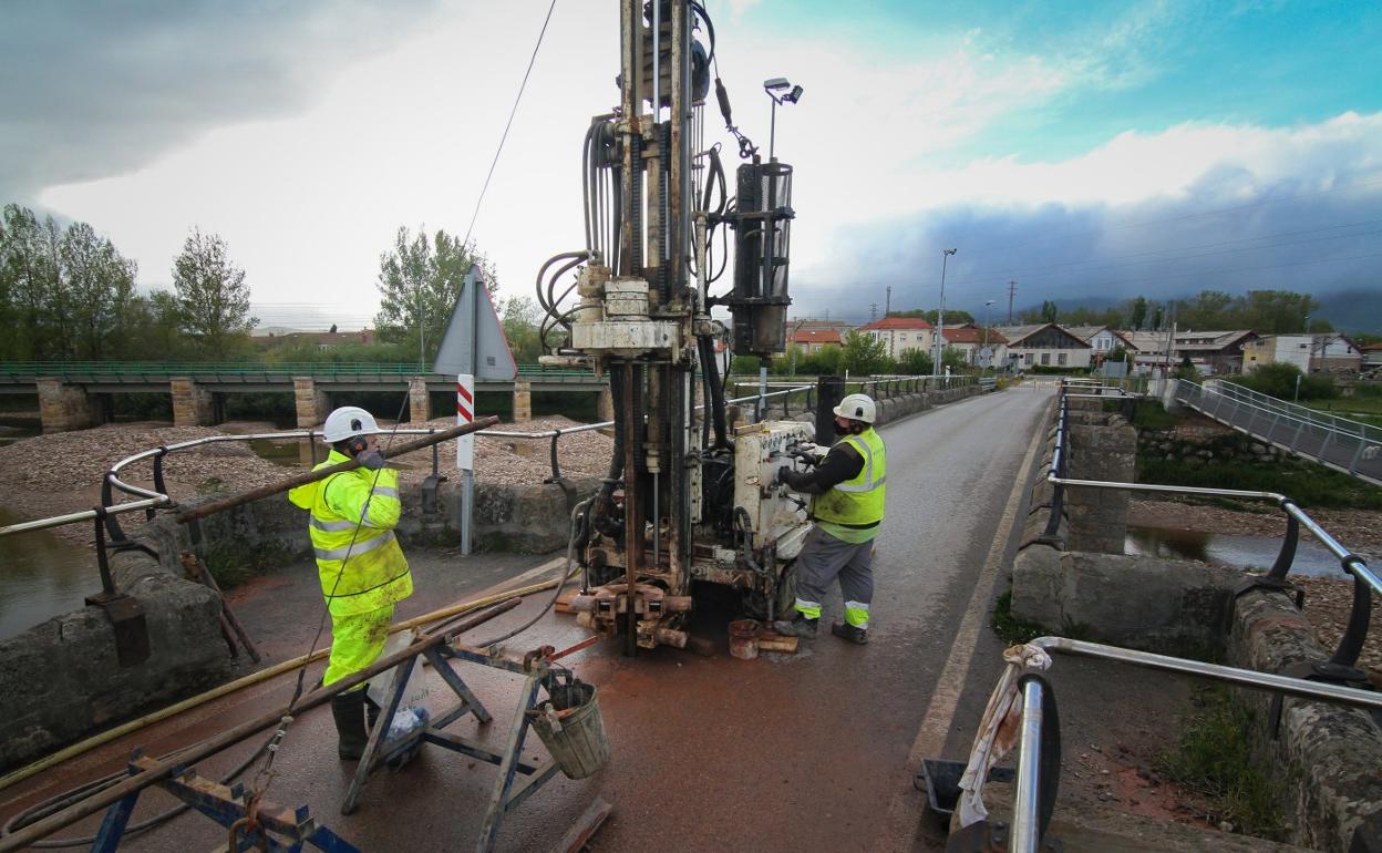 En las últimas semanas se han realizado los trabajos de campo para el estudio geotécnico. 