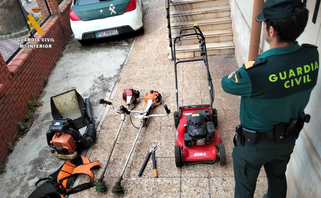 Maquinaria robada de una furgoneta que se pudo recuperar.