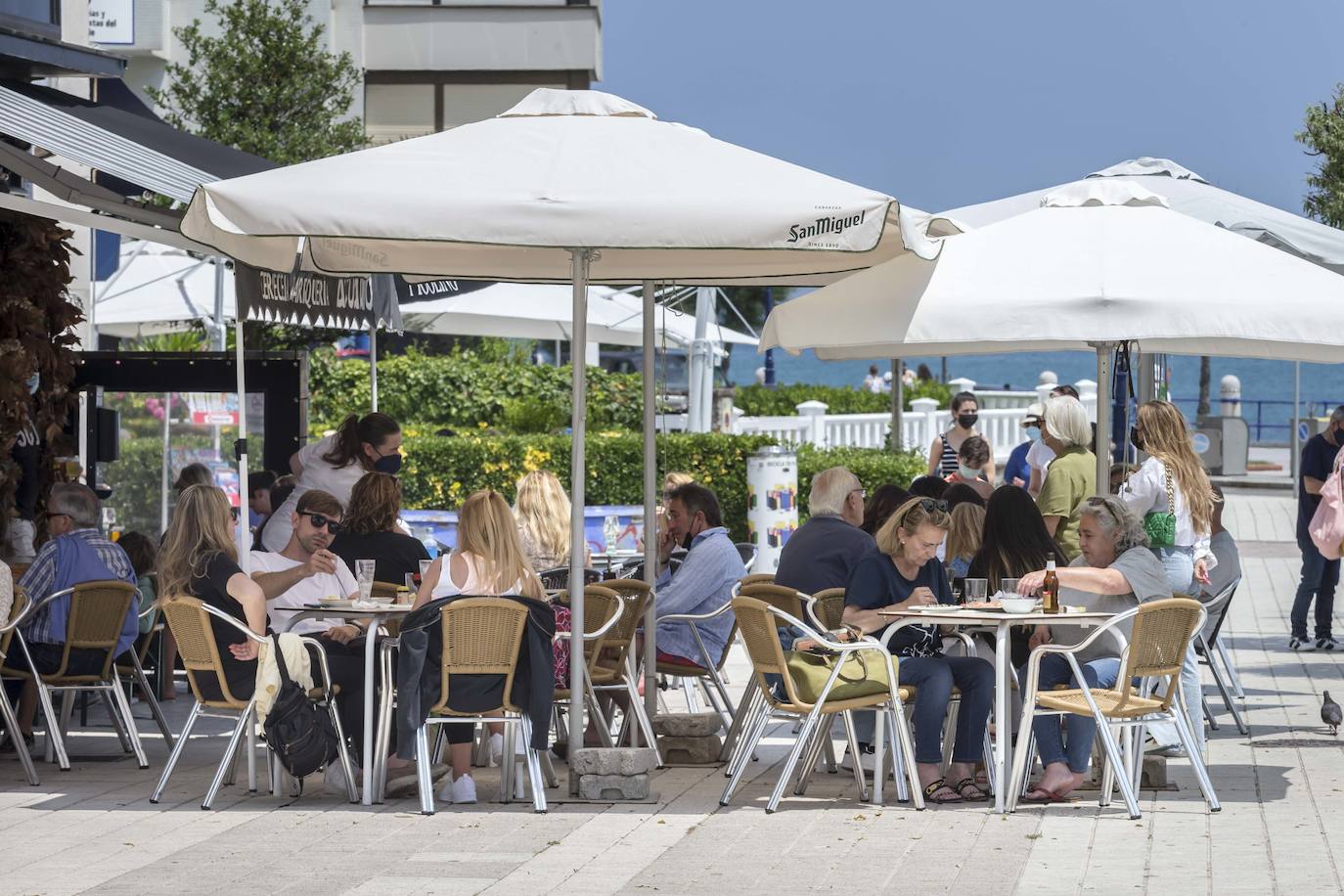 Fotos: Un día de pleno verano en Cantabria