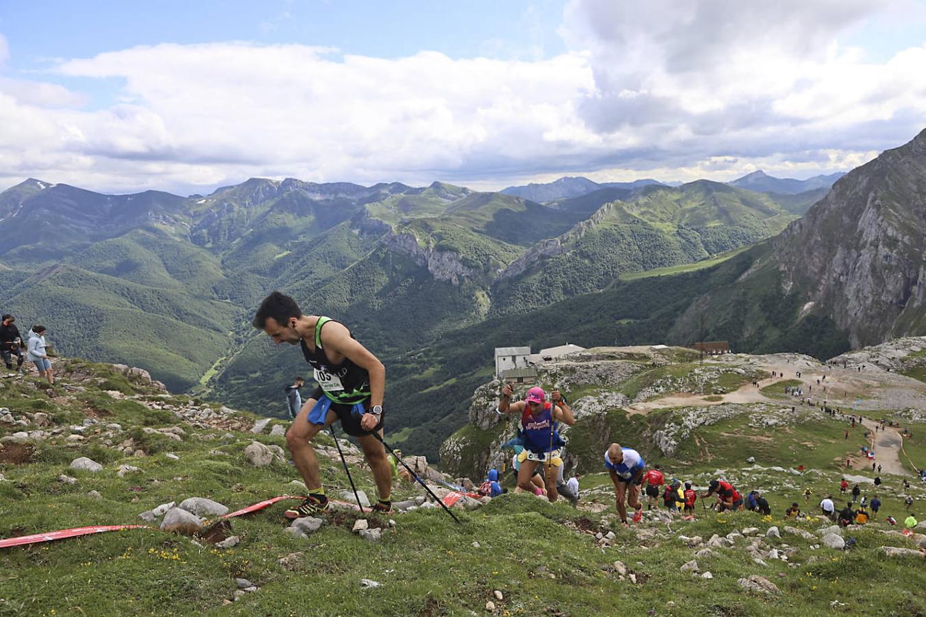 Fotos: Casi 300 atletas participaron en la exigente prueba