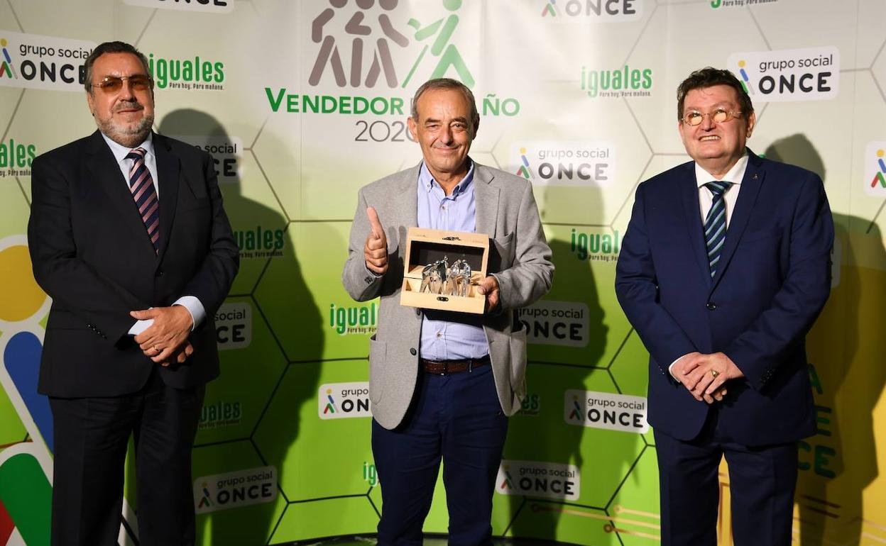 Joaquín Carlos Cobo, mejor vendedor de la ONCE en Cantabria en 2020