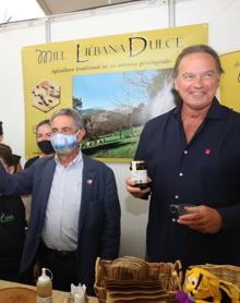 Imagen secundaria 2 - La Feria de Caza reúne en Potes a cientos de visitantes