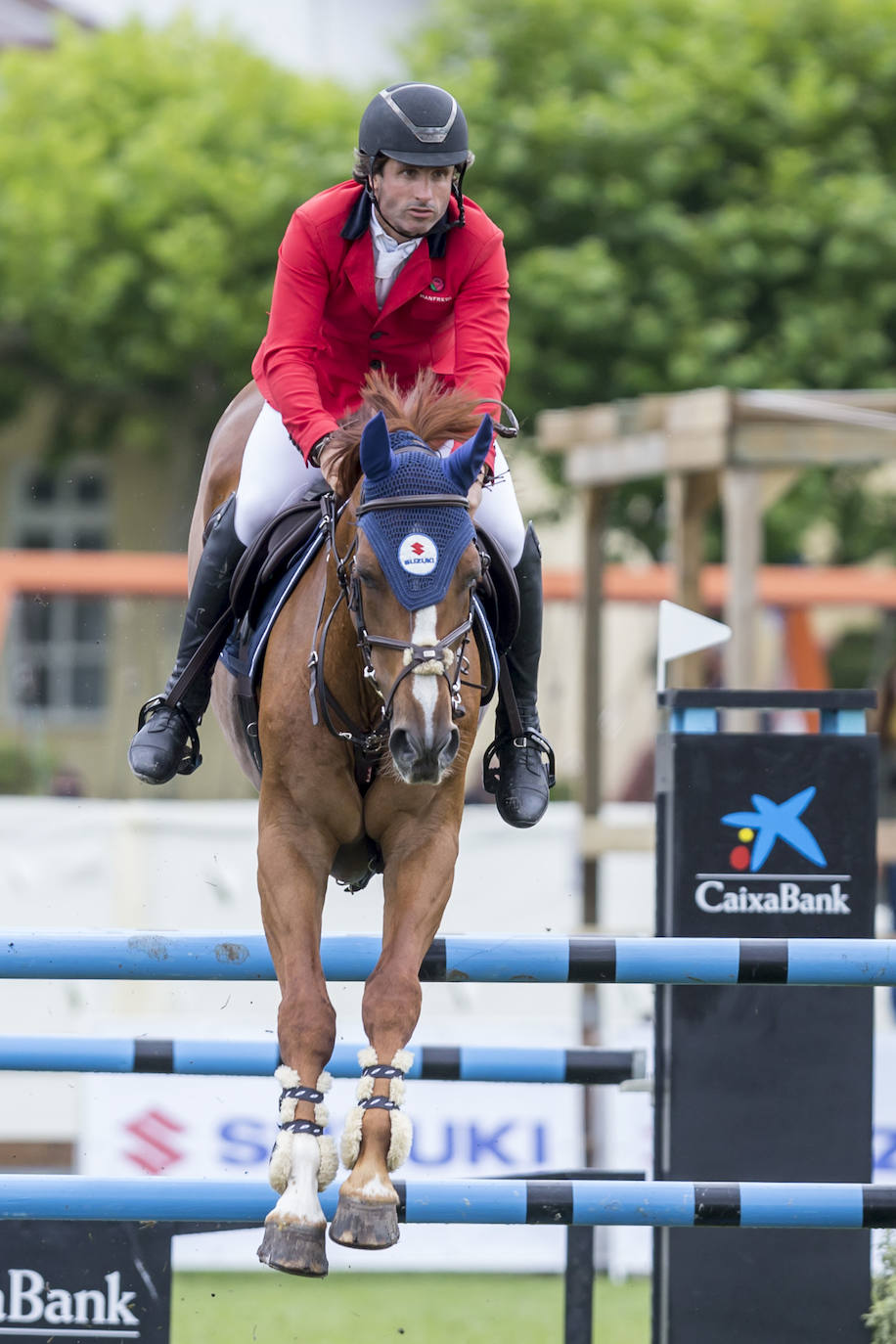 La campa del Palacio de La Magdalena acoge este fin de semana la XXI edición del Concurso de Saltos Internacional de Santander, en el que participan 67 jinetes y un centenar de caballos en nueve pruebas. Entre los jinetes figuran cántabros como Javier López Aróstegui, Borja Villalón, Iván Serrano o Pablo Díaz Cuevas. Además, esta edición cuenta con gran representación internacional de Francia, México, Portugal y Bélgica.