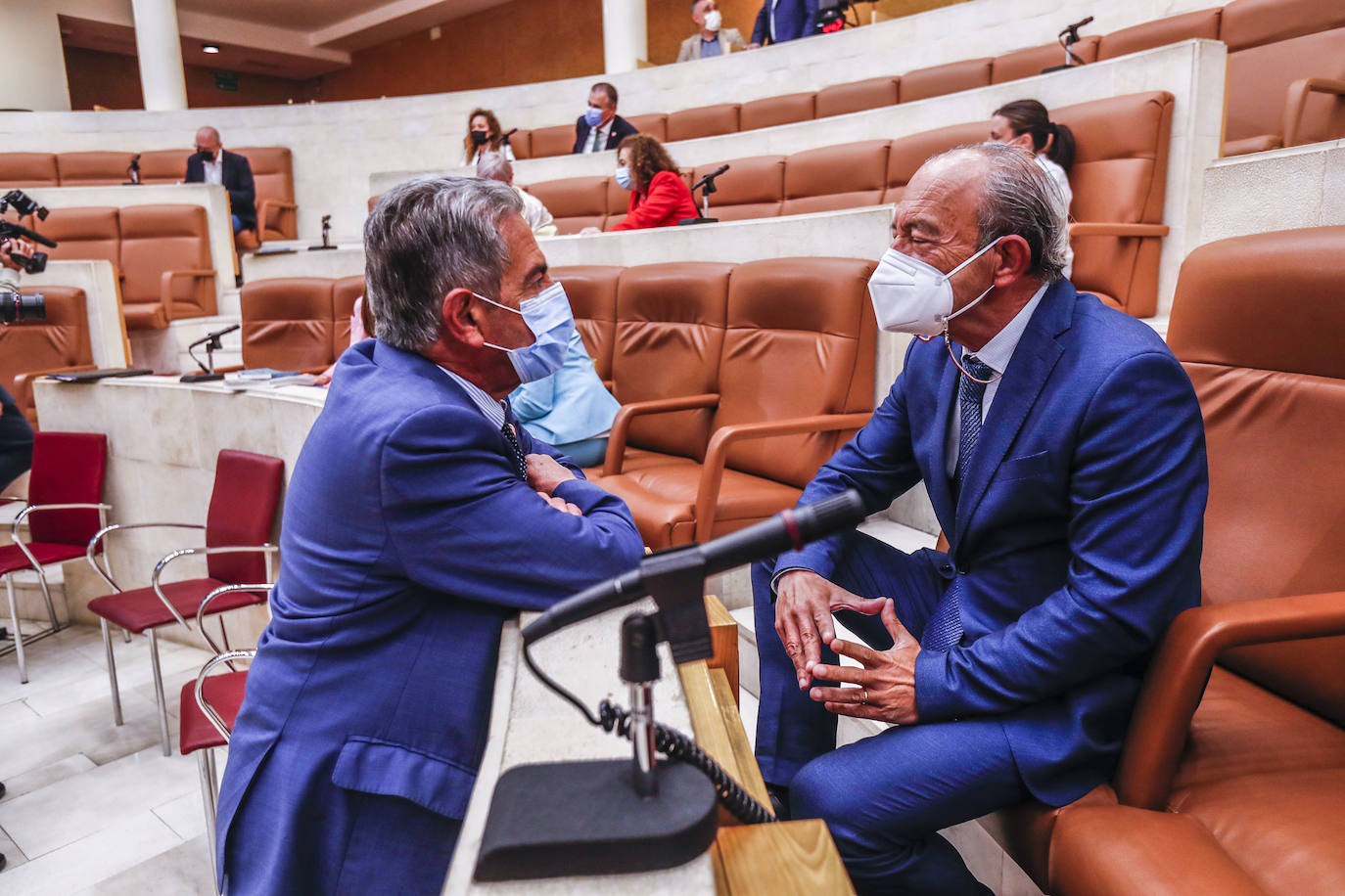 Fotos: El Parlamento acoge el Debate sobre el Estado de la Región