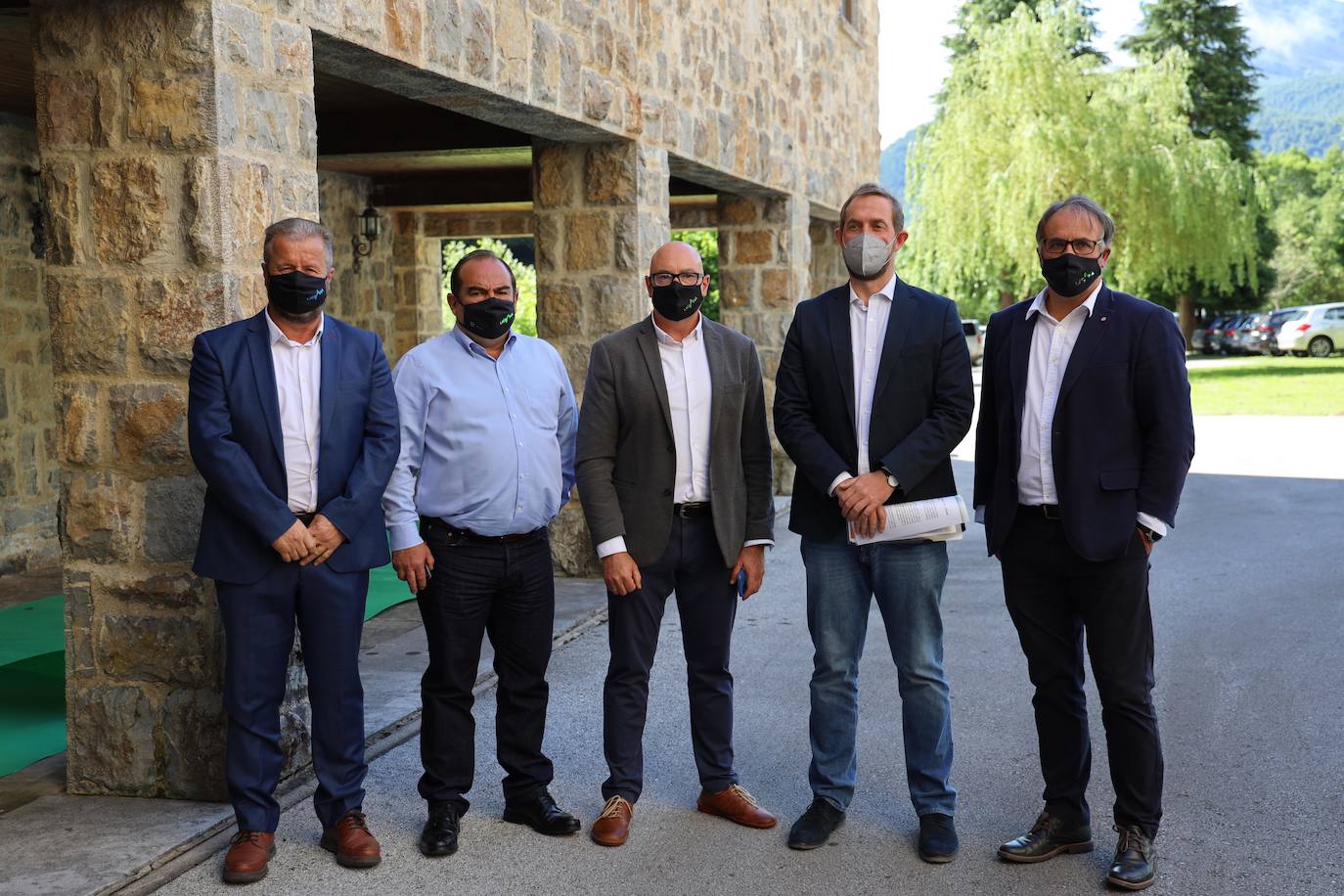 El Parador de Fuente Dé acogió el acto de presentación en el que participó Fernando Valdés, secretario de Estado de Turismo que explicó que el proyecto lebaniego es uno de los 24 elegidos entre 154 presentados en todo el territorio naciona | Marcano asegura que la comarca será un referente del turismo de naturaleza y cultura con la ejecución de 55 proyectos