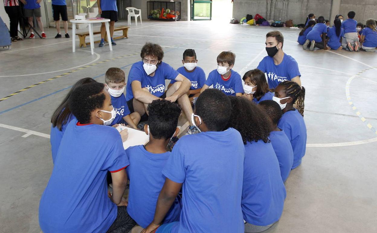 Comienza el XXII campamento urbano de Torrelavega con 160 niños