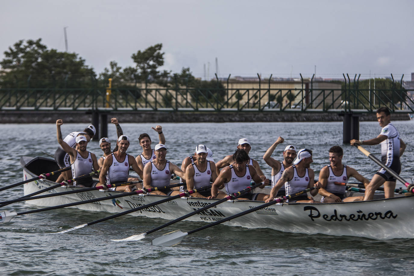 Fotos: Pedreña gana el Campeonato Regional