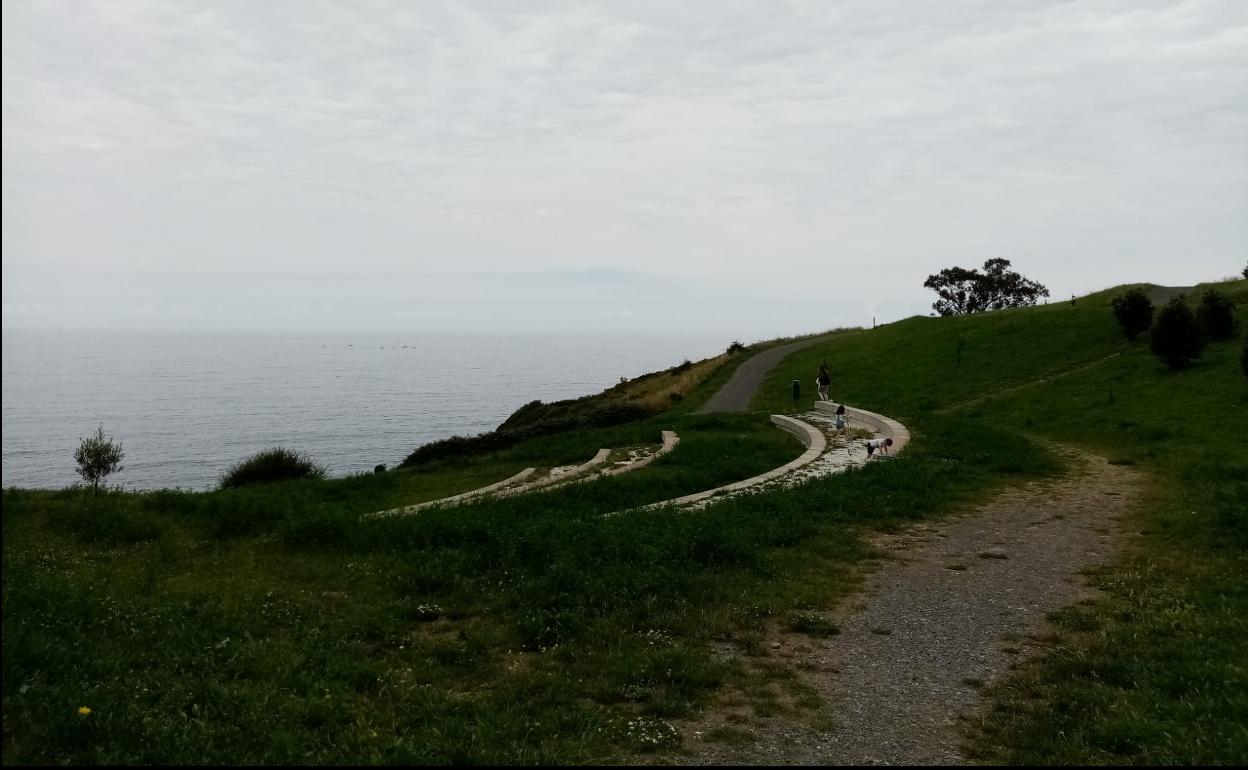 Las campas de Arciseri, una de las zonas verdes de Castro.