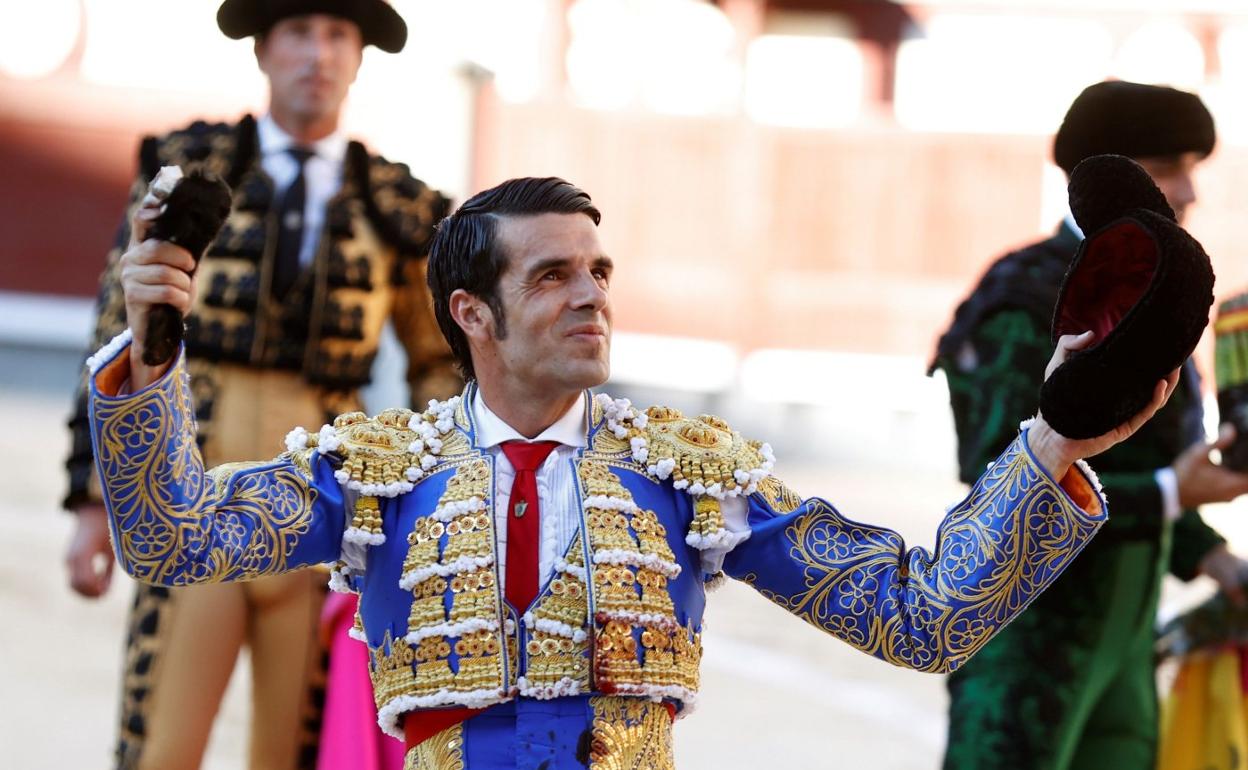 Emilio de Justo fue el triunfador de la denominada Corrida de la Cultura celebrada en Madrid el pasado 4 de julio, donde cortó tres orejas. 