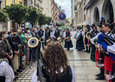 Imagen secundaria 1 - Santiago, entre escenarios y mascarillas