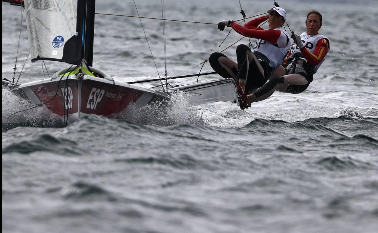 Barceló y Echegoyen, ayer en plena regata. 