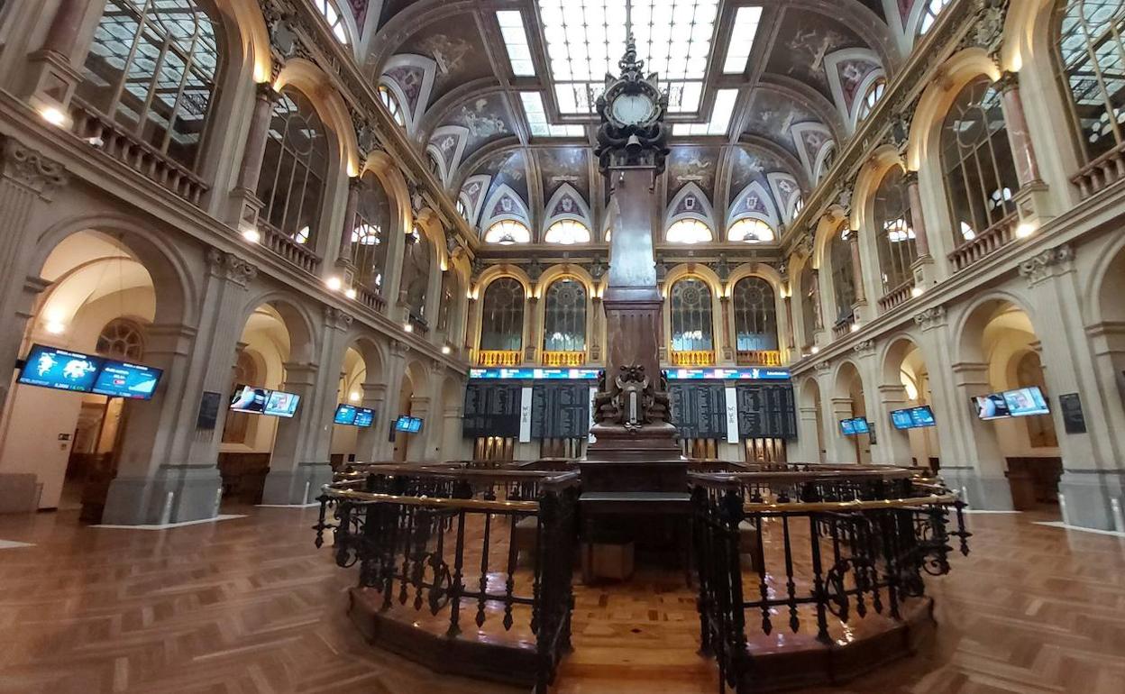 Interior de la Bolsa de Madrid. 