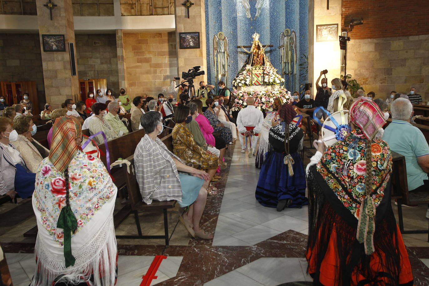 Fotos: La misa solemne, en imágenes