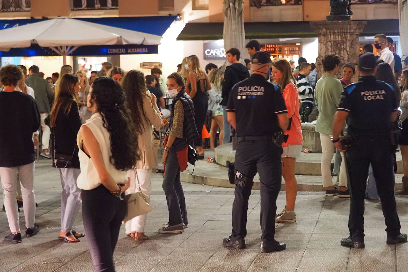 Fotos: Las imágenes de la primera noche sin toque de queda