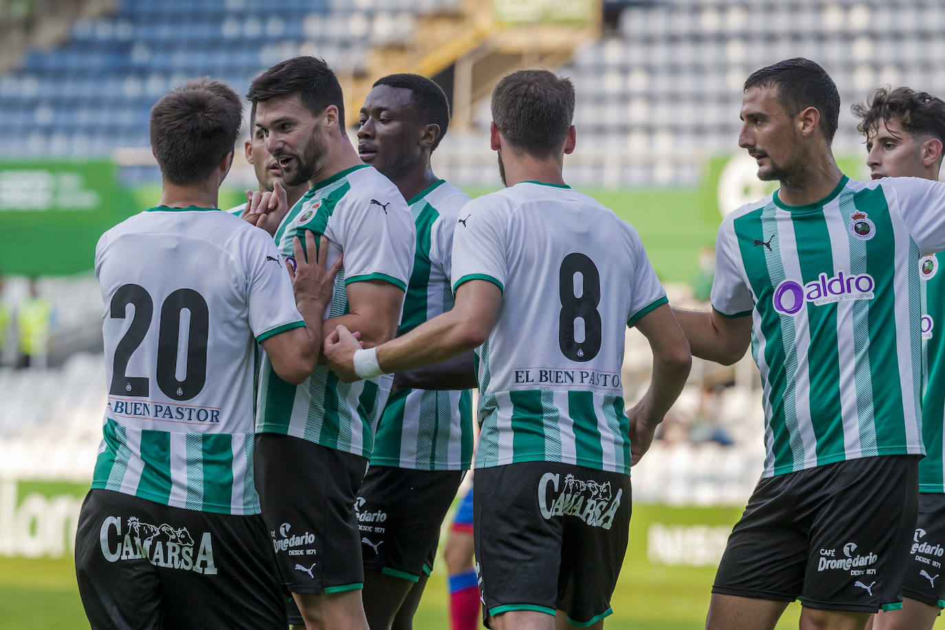 Fotos: Racing empata con el Numancia