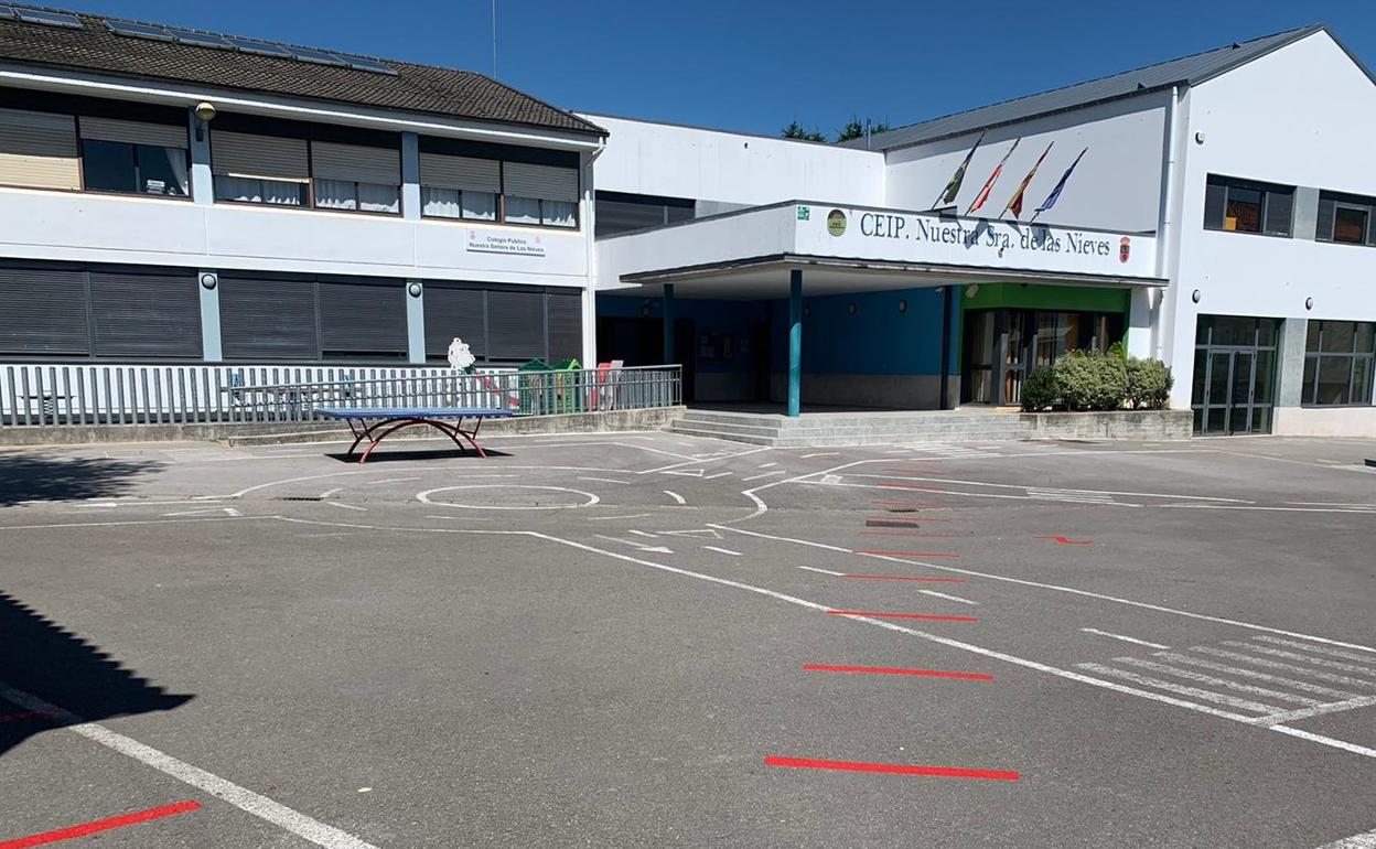 El Colegio guriezano de Nuestra Señora de Las Nieves se encuentra en el barrio de La Magdalena.