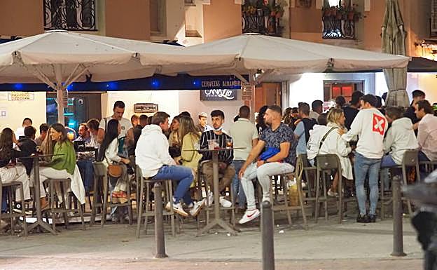 Sanidad prorroga otros 14 días el cierre del ocio nocturno en los municipios con nivel de riesgo medio