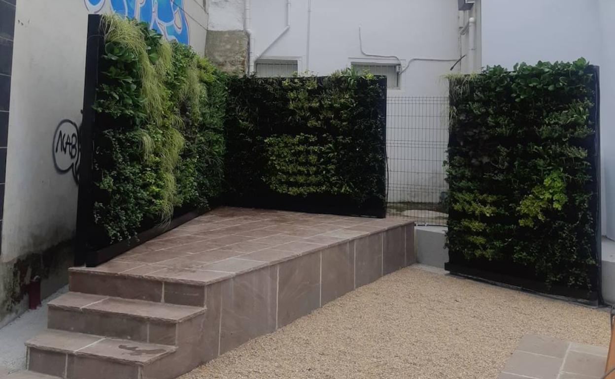 Cs insiste en que los vecinos sean informados del coste de crear un microespacio cultural en el exterior del teatro Concha Espina