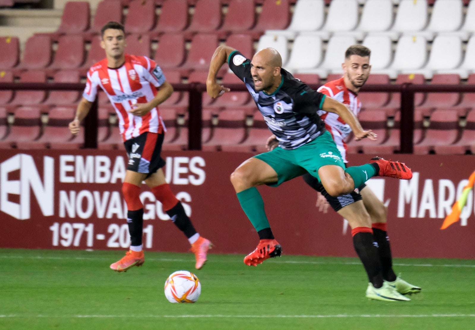 Fotos: El partido UD Logroñés-Racing, en imágenes